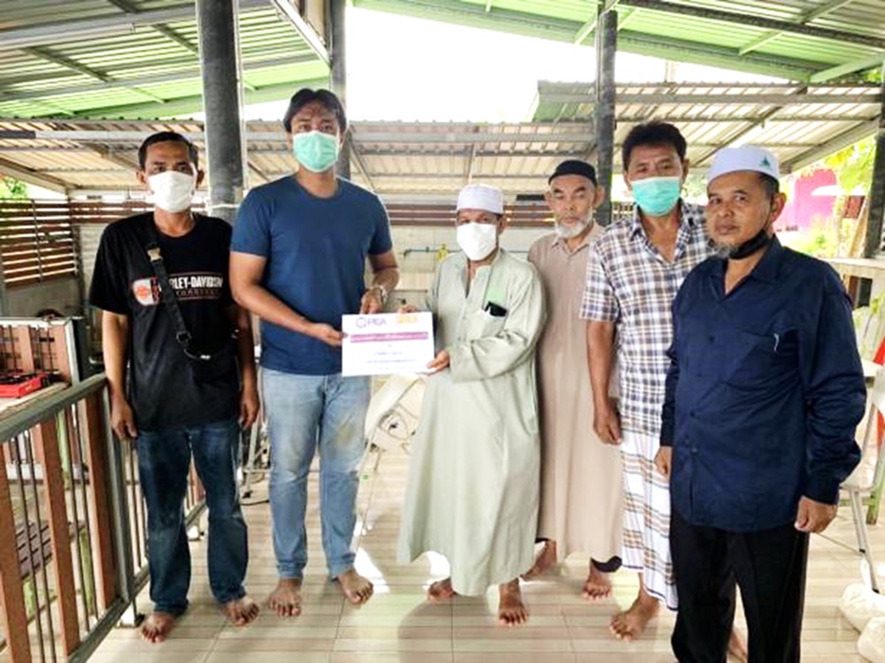 สนับสนุนกิจกรรมวันรอมฎอนชุมชนคลองแงะ
